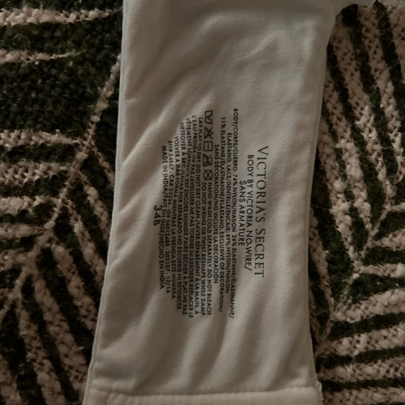 Victoria’s Secret bras - Picture 3 of 3